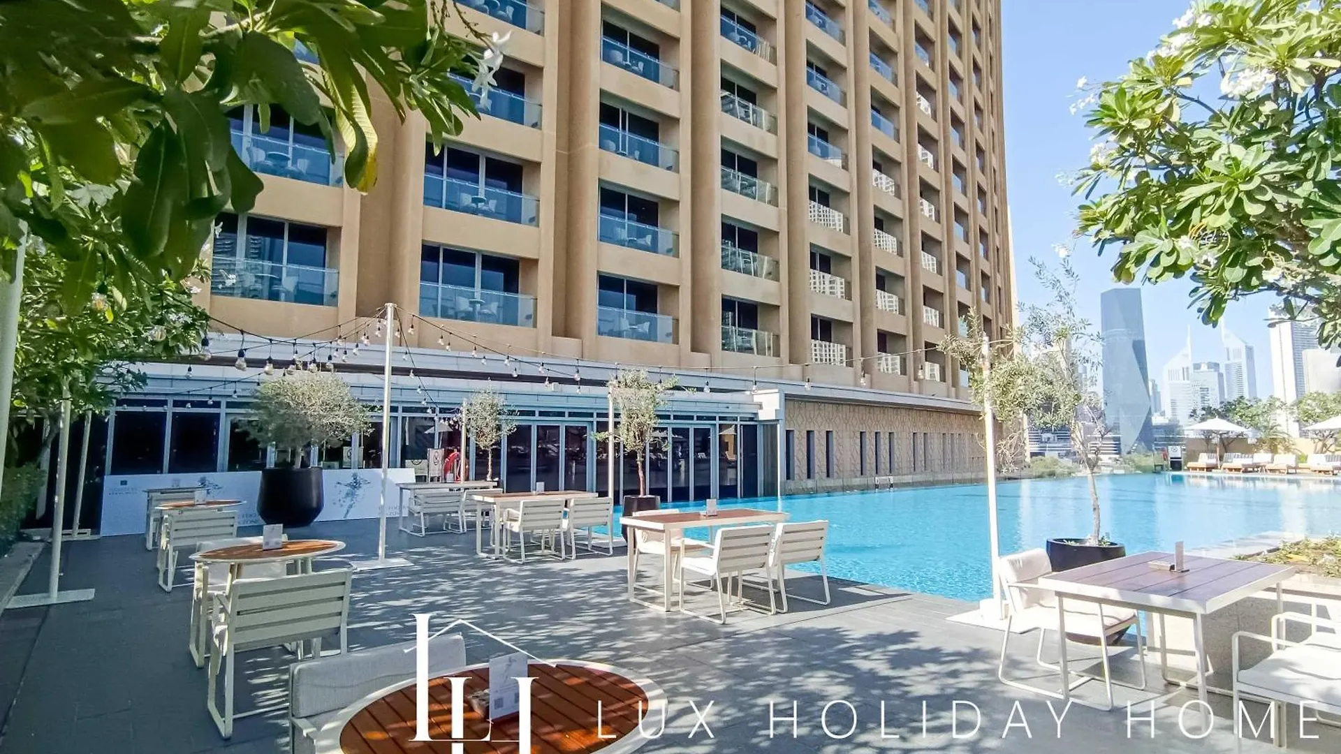 Lux The Emaar Fashion Avenue Studio Dubaï 0*,