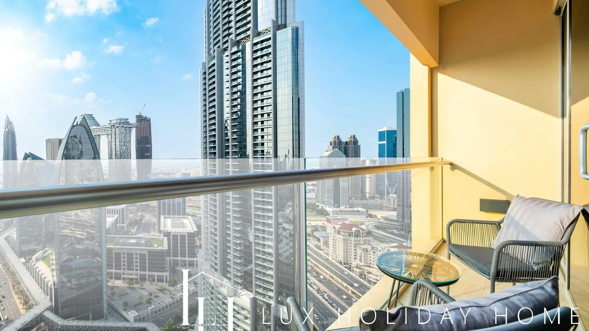 Lux The Emaar Fashion Avenue Studio Dubaï
