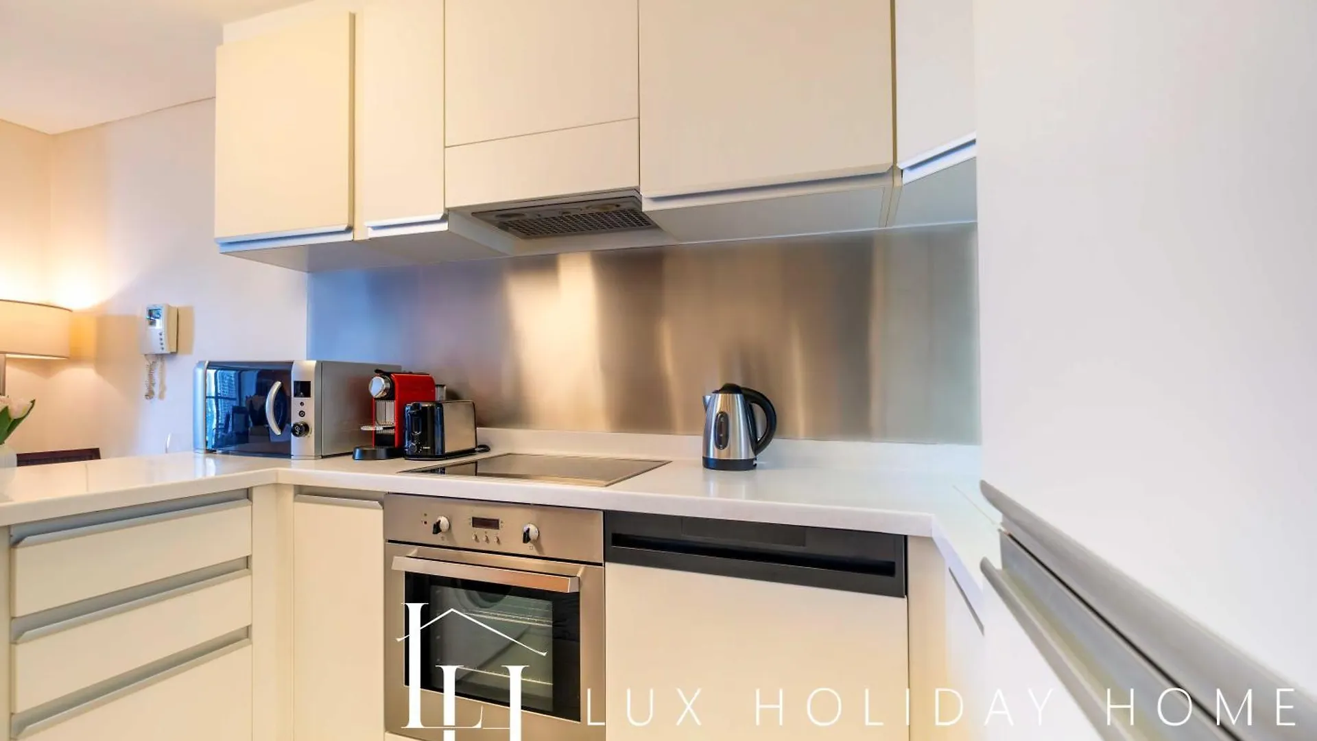 Lux The Emaar Fashion Avenue Studio Dubaï Appartement